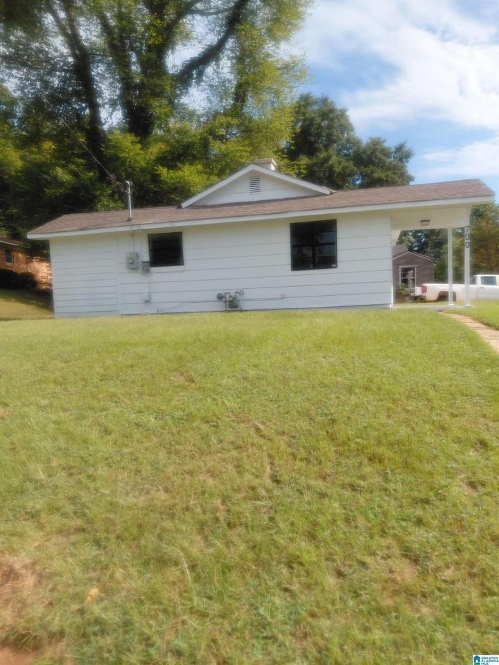 700 Attalla Pl - Photo 4 of 12