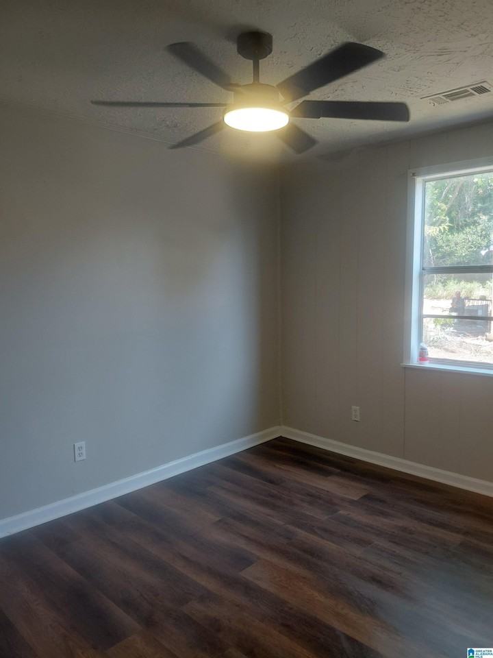 700 Attalla Pl - Photo 7 of 12