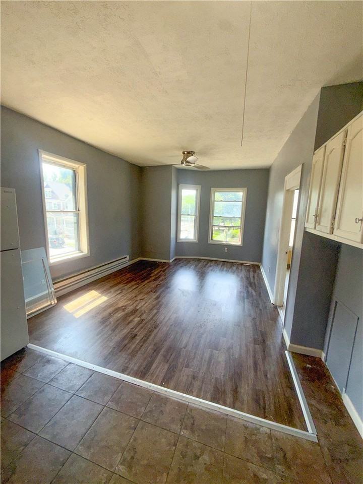 308 Reynolds St #1 - Photo 4 of 13