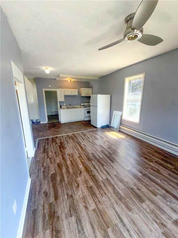 308 Reynolds St #1 - Photo 5 of 13