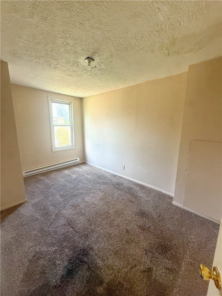 308 Reynolds St #2 - Photo 6 of 9
