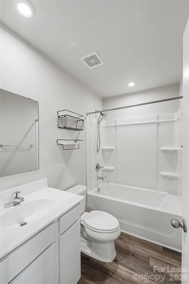 6042 Cutwater Cir - Photo 4 of 28