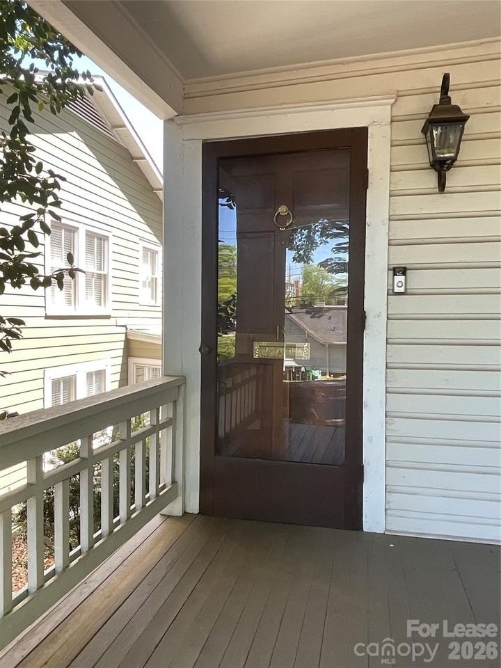 1511 Cleveland Ave - Photo 2 of 31