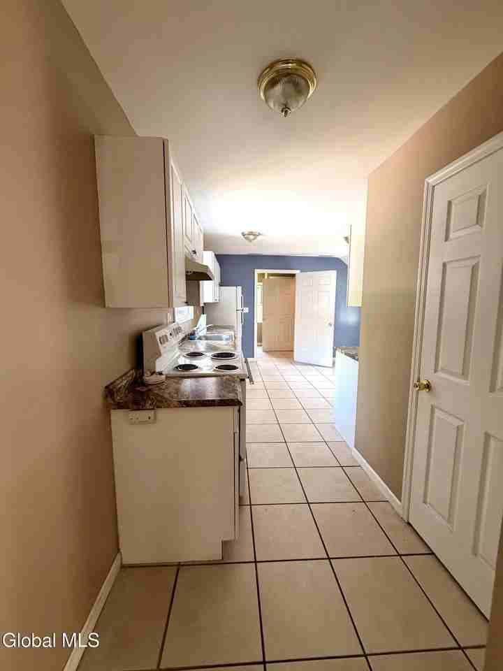 20 Van Dorn St #2ndFL - Photo 6 of 21