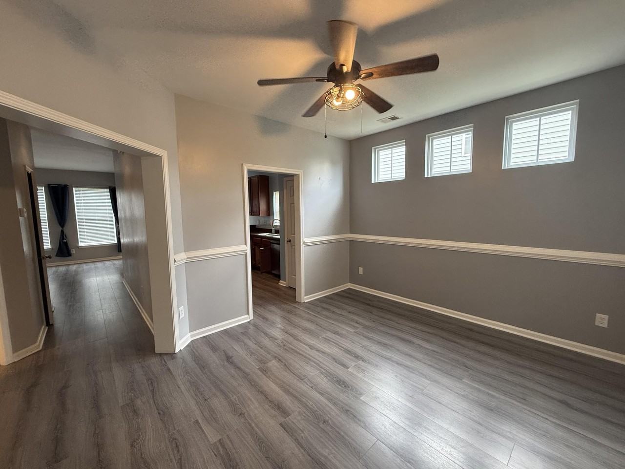194 Avonshire Dr - Photo 4 of 21