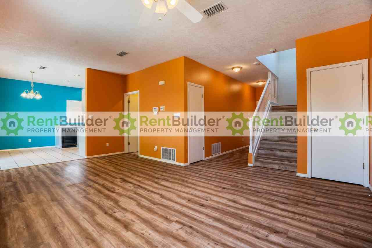 1105 Casa Tomas Rd Ne - Photo 4 of 25