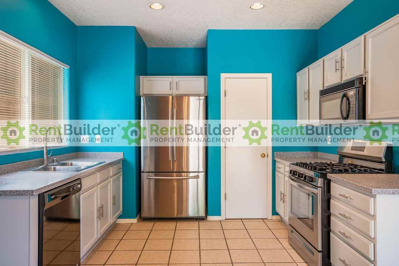 1105 Casa Tomas Rd Ne - Photo 6 of 25