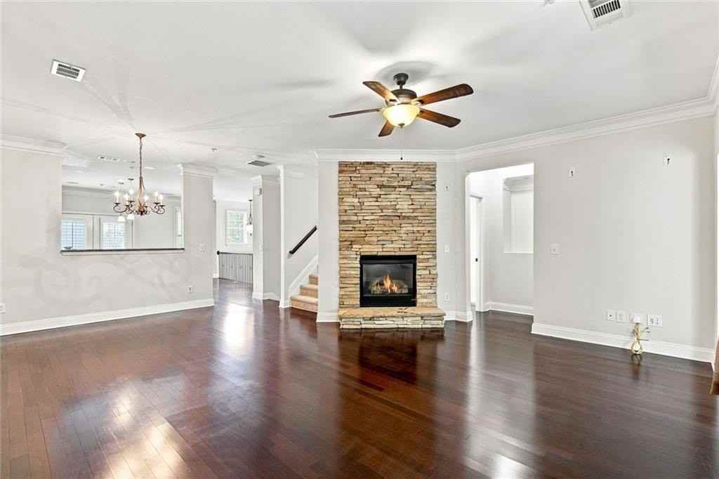 6153 Indian Wood Cir Se - Photo 5 of 40