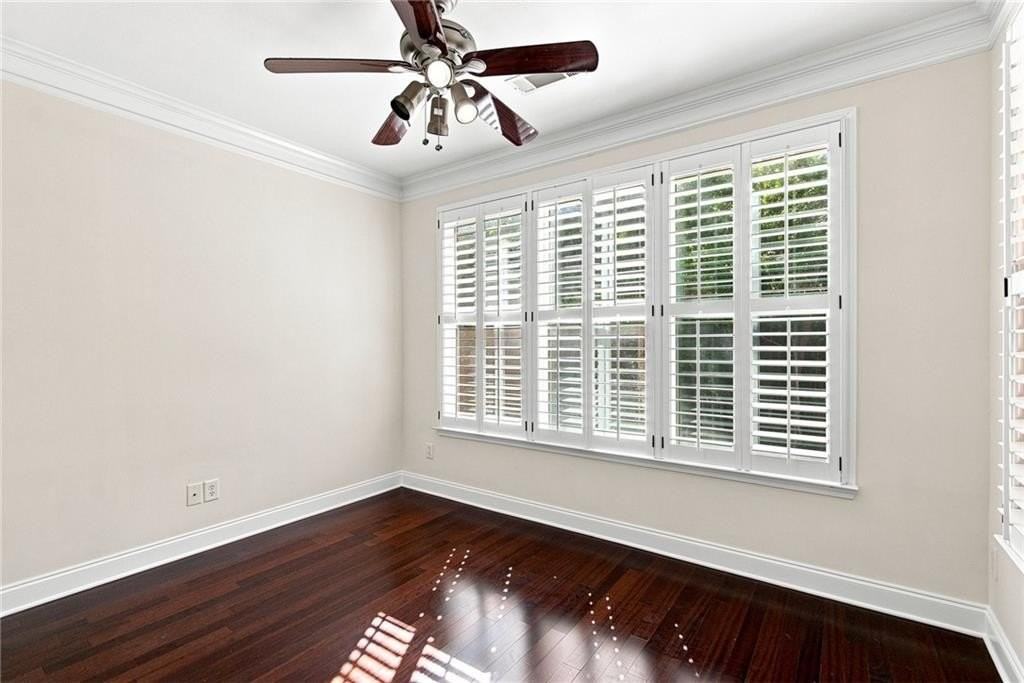 6153 Indian Wood Cir Se - Photo 7 of 40