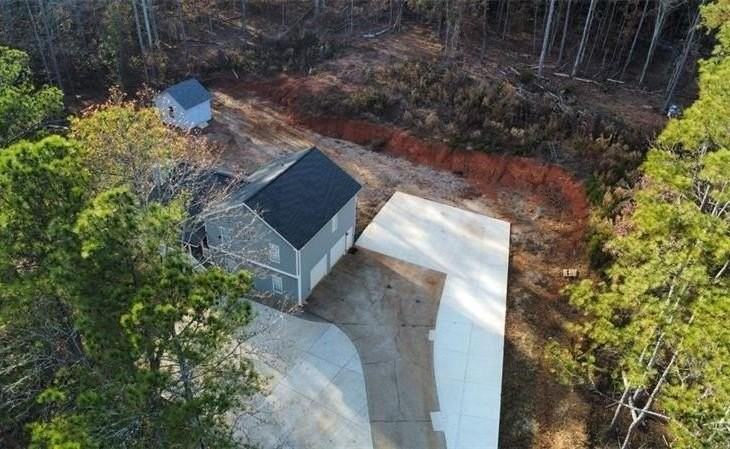 4872 Lewis Rd