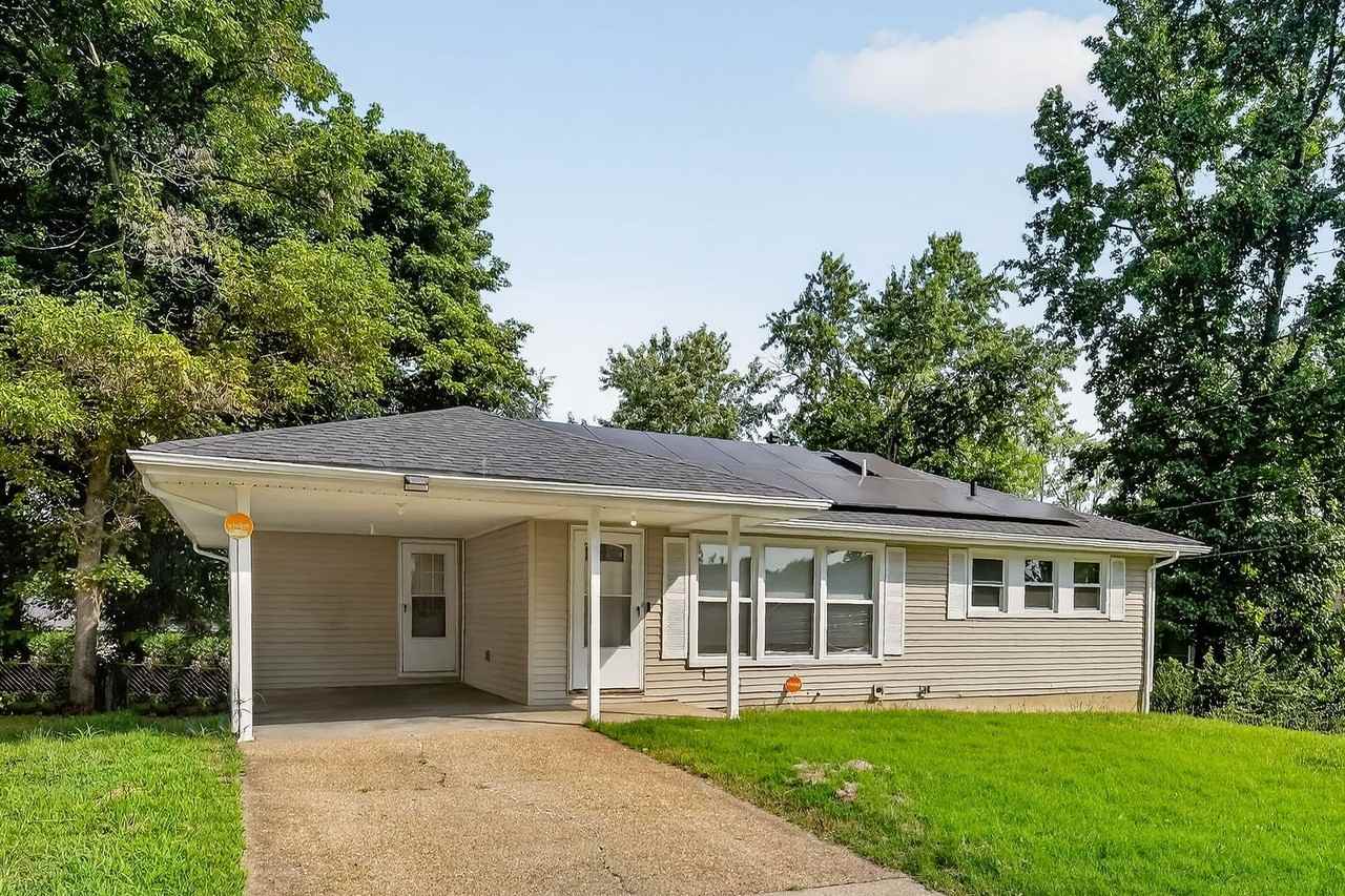 2059 Wilbert Dr - Photo 3 of 50