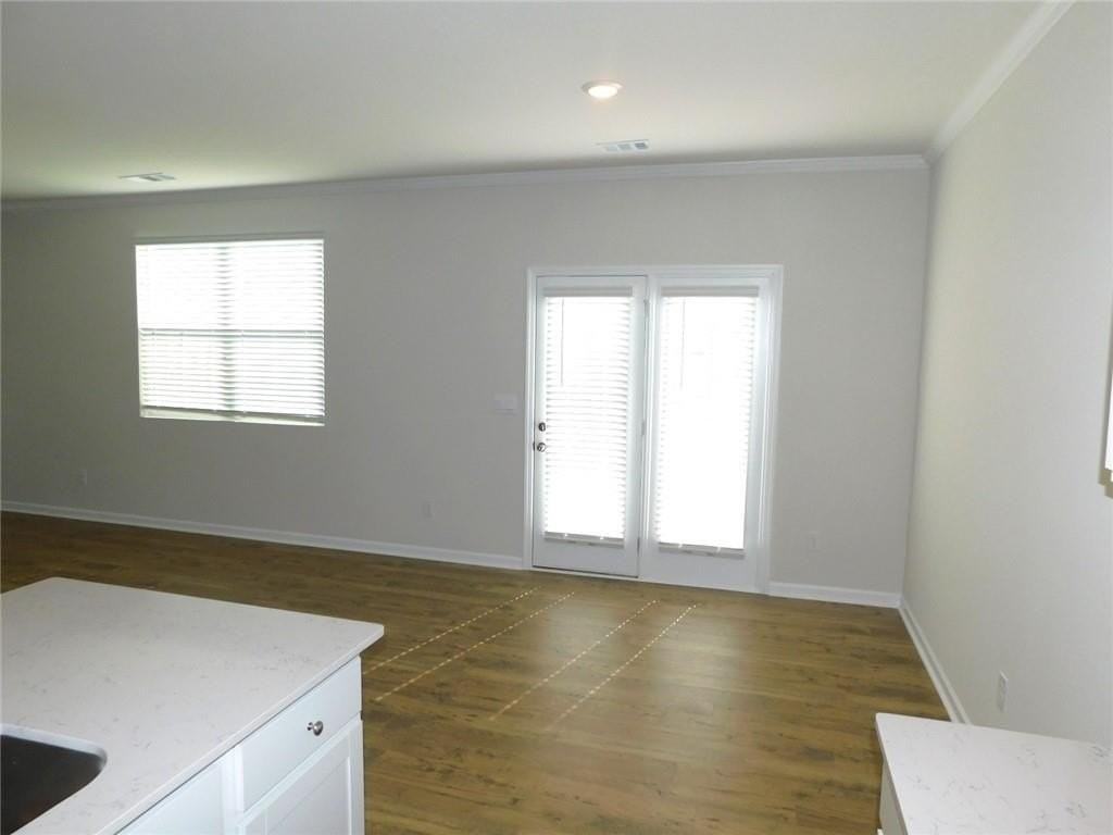 2514 Acacia Walk - Photo 5 of 26