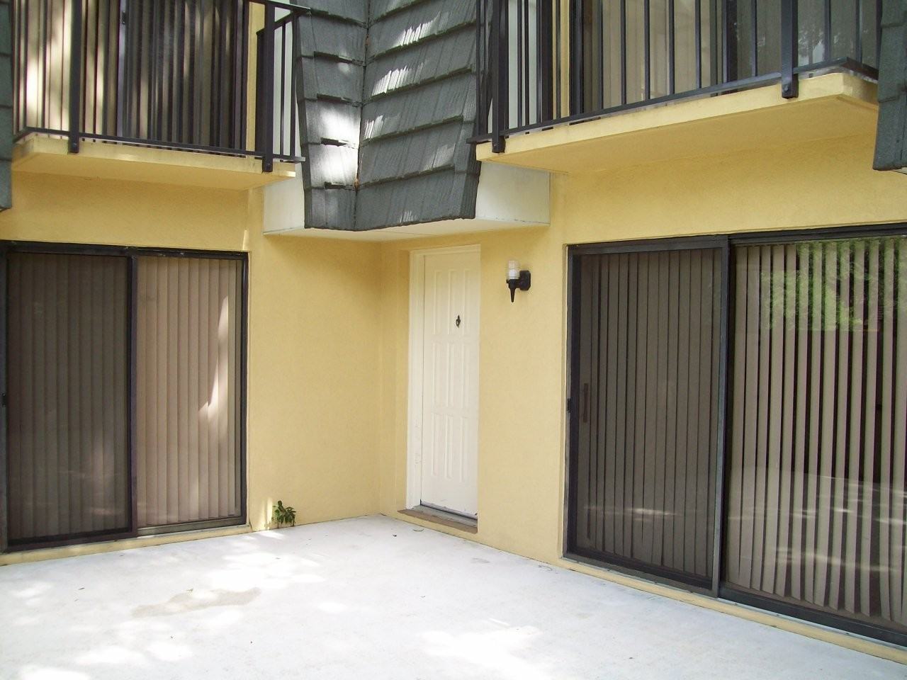 3414 34th Way - Photo 3 of 15