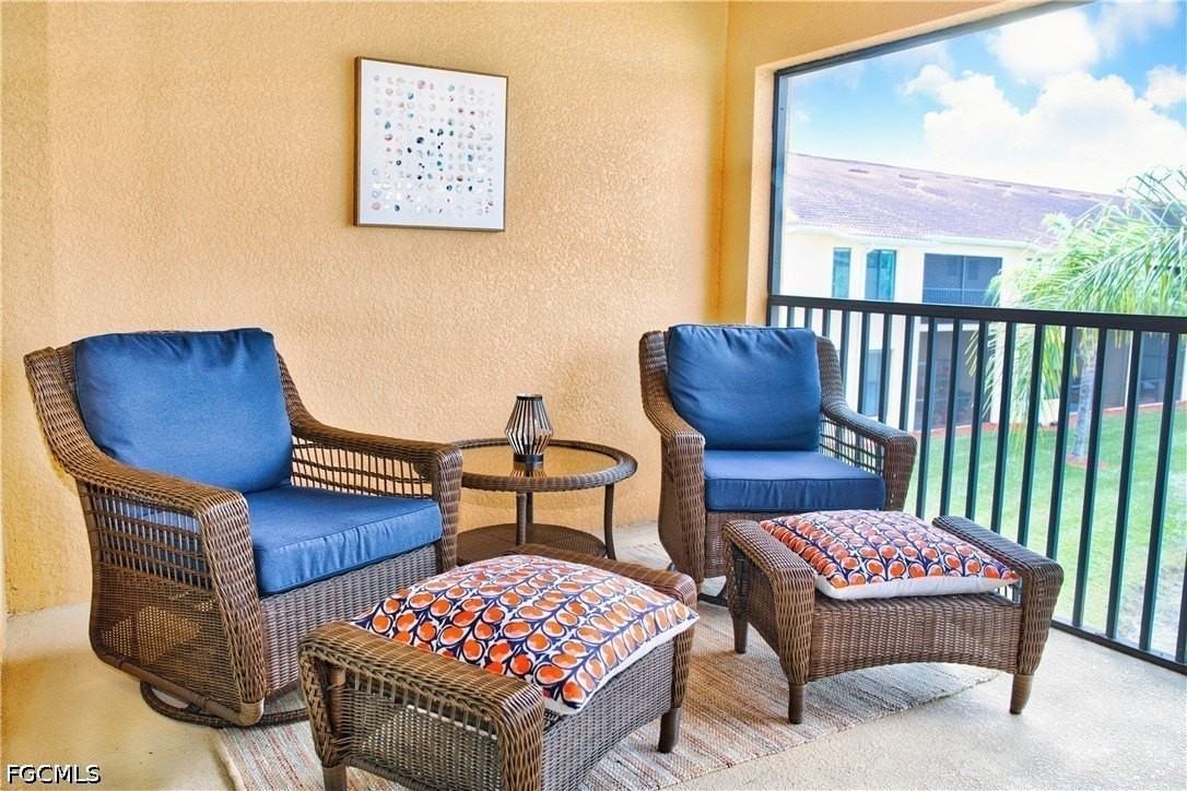 13730 Julias Way #726 - Photo 3 of 48