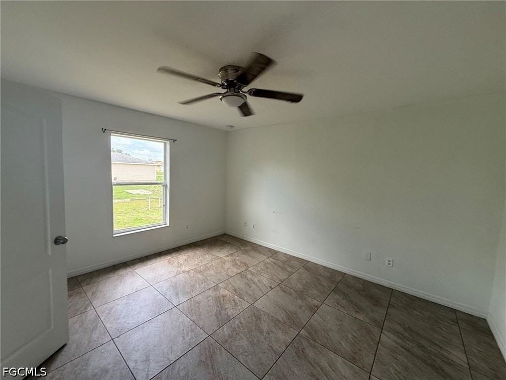 3819 24th St W - Photo 7 of 10