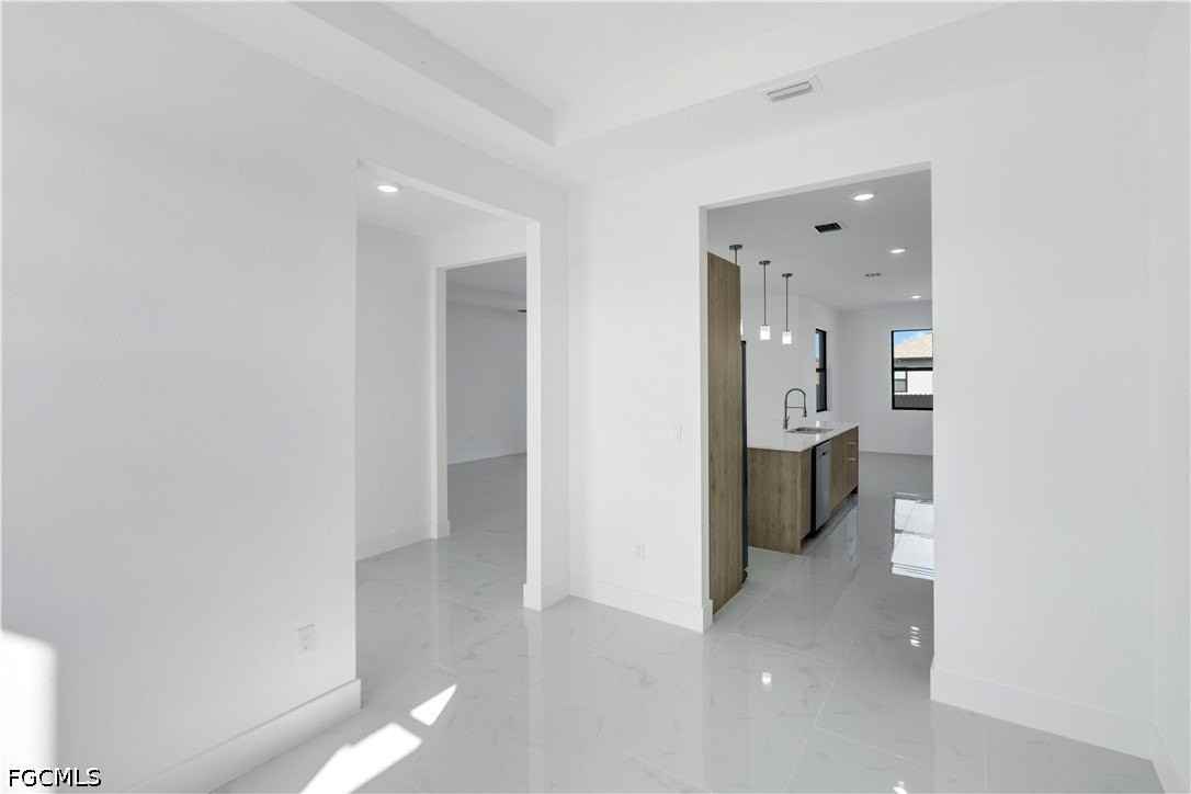 1144 Edelweiss St E - Photo 7 of 30