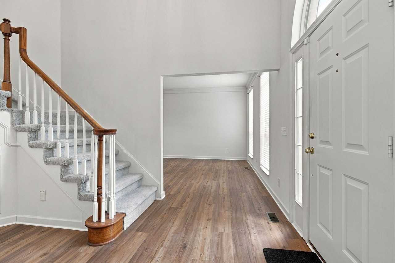 605 Brelan Ct - Photo 5 of 45