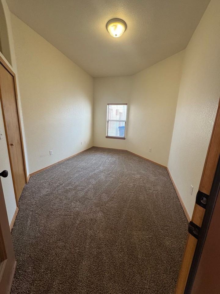 2224 Santa Ana - Photo 6 of 27