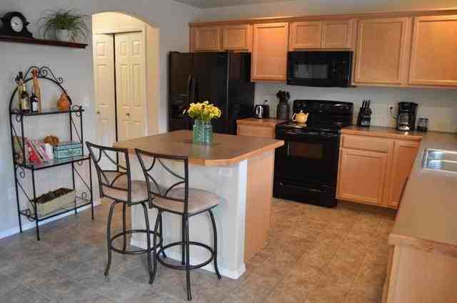 2543 E Griffon St - Photo 5 of 19