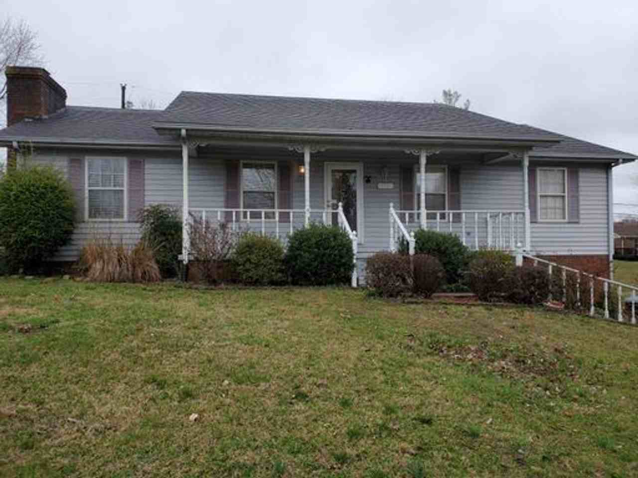 109 Robin Dr