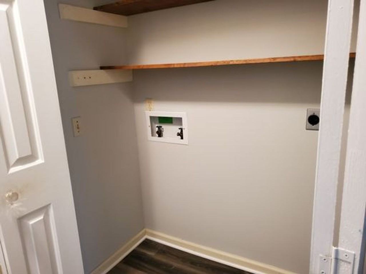 109 Robin Dr - Photo 5 of 17
