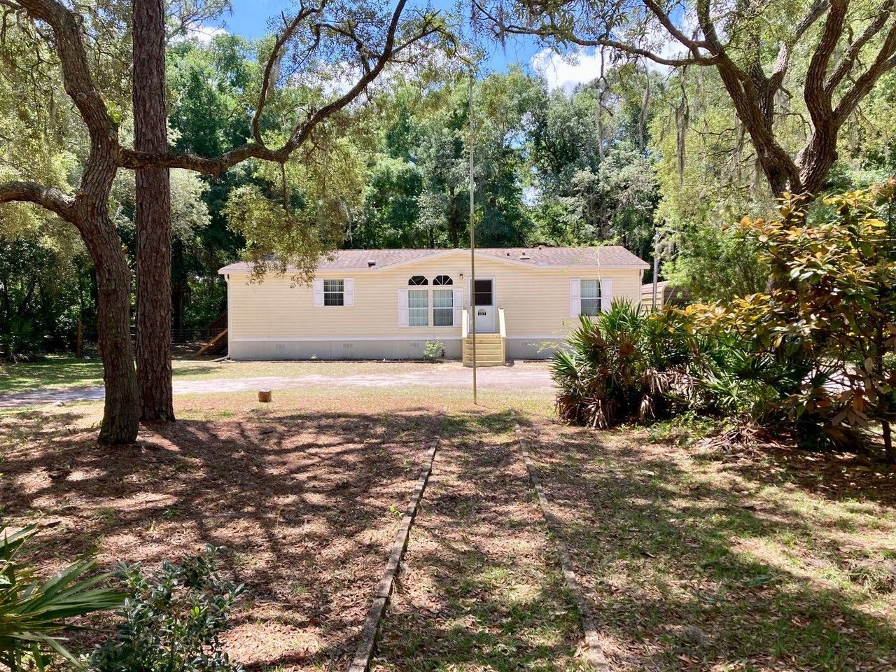 6818 W Macopin Ln - Photo 2 of 50