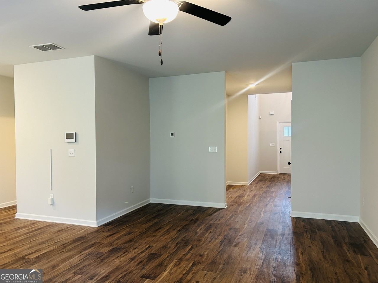 57 Pacific Ave - Photo 7 of 38