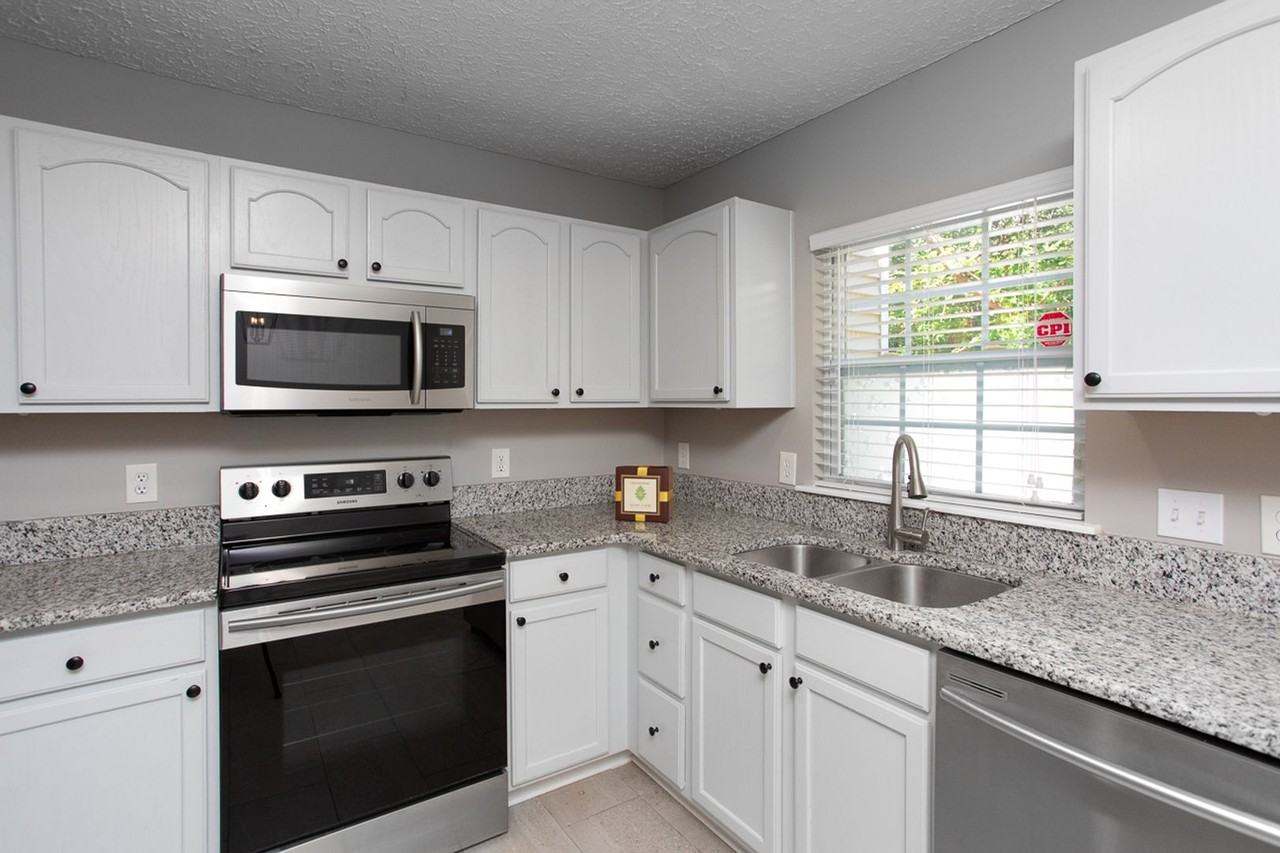 3356 Tarleton W - Photo 6 of 12