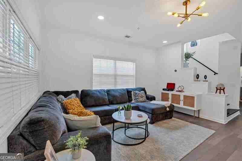 1543 Springleaf Cv Se - Photo 7 of 27