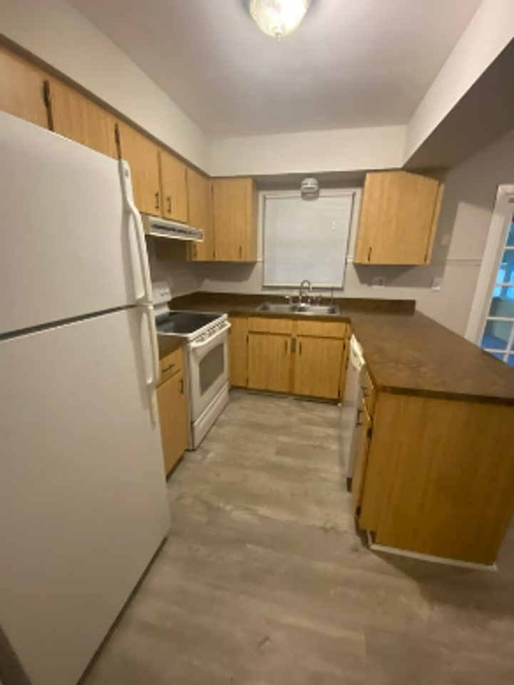 98 Surf Dr - Photo 7 of 15