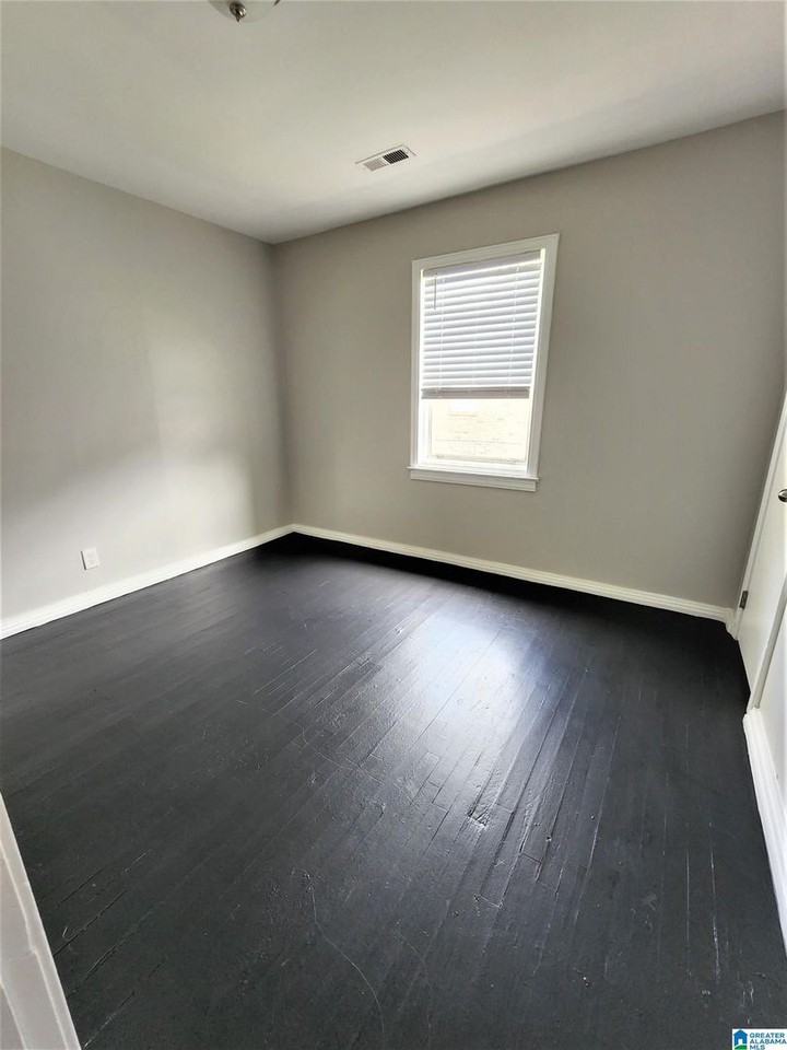 2513 18th Ave N - Photo 7 of 12