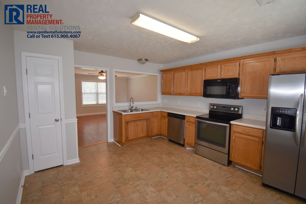 6000 Bridgewater Dr - Photo 5 of 16