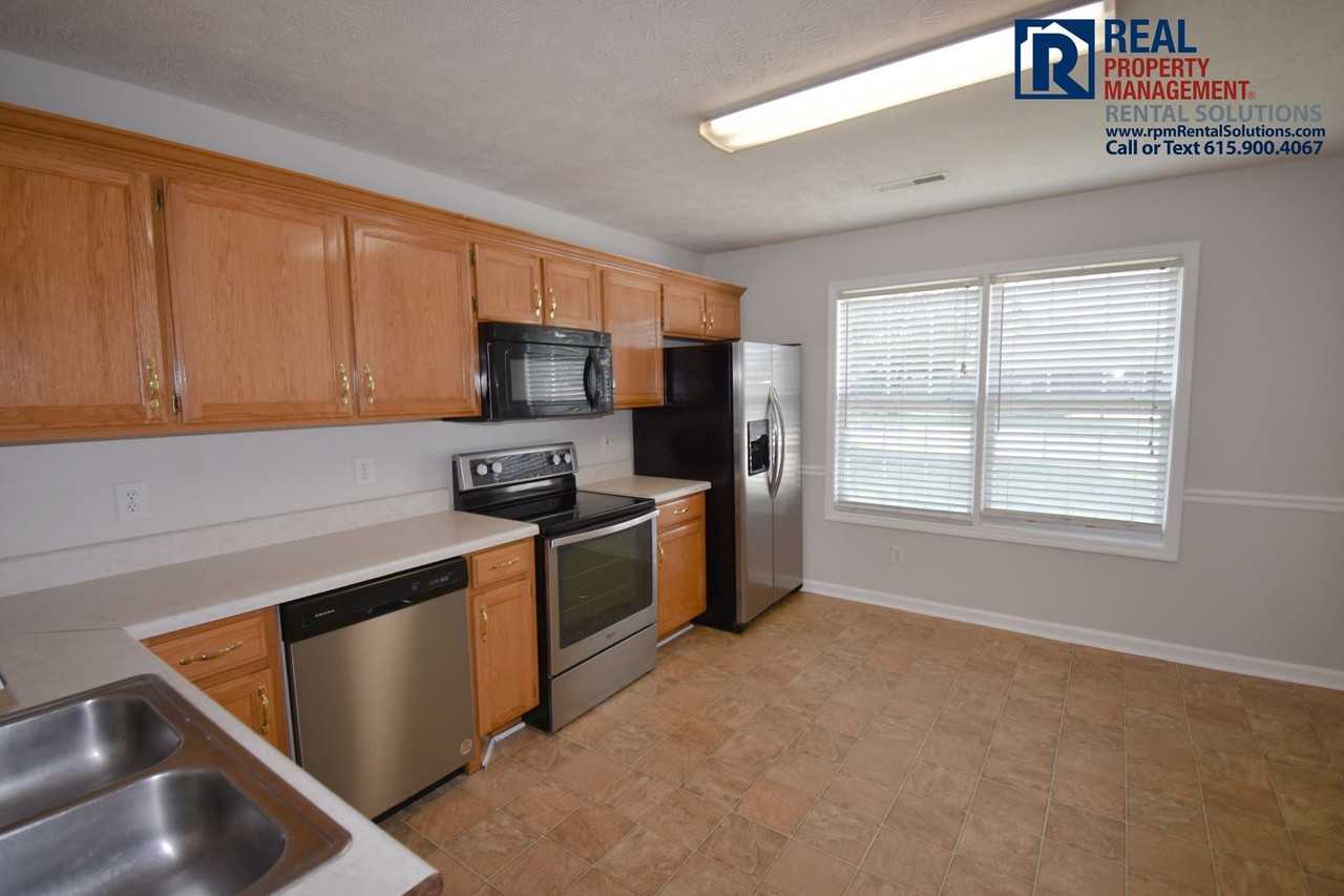 6000 Bridgewater Dr - Photo 6 of 16