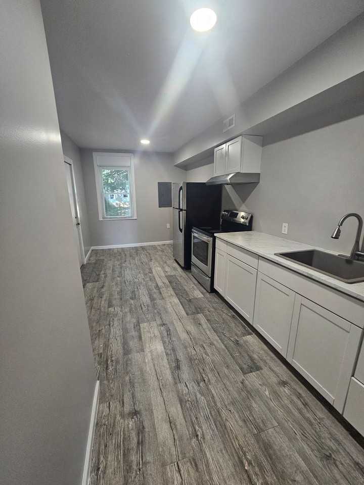 46 N Hartley St - Photo 6 of 23