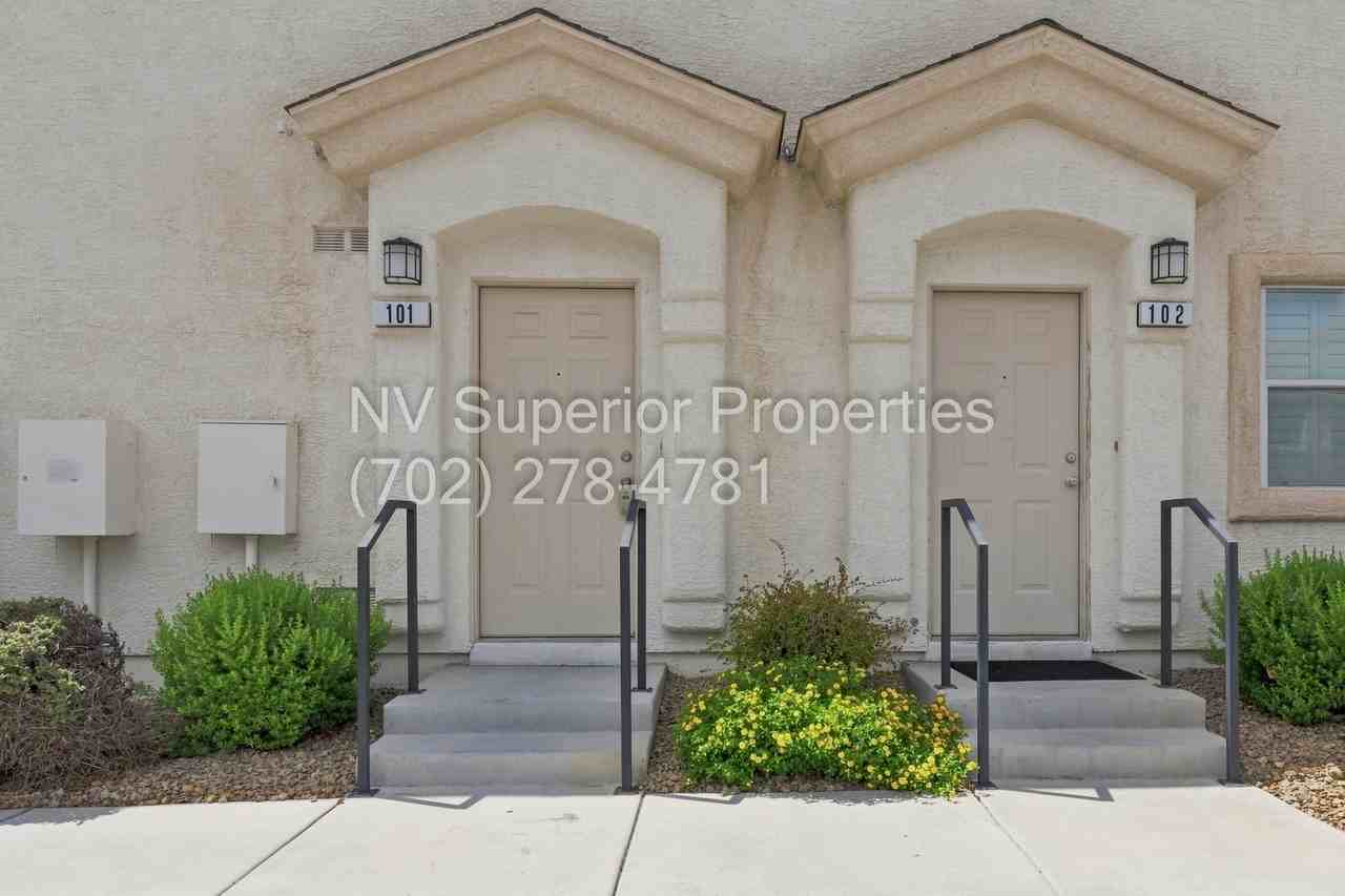 8628 Tomnitz Ave #101 - Photo 5 of 41