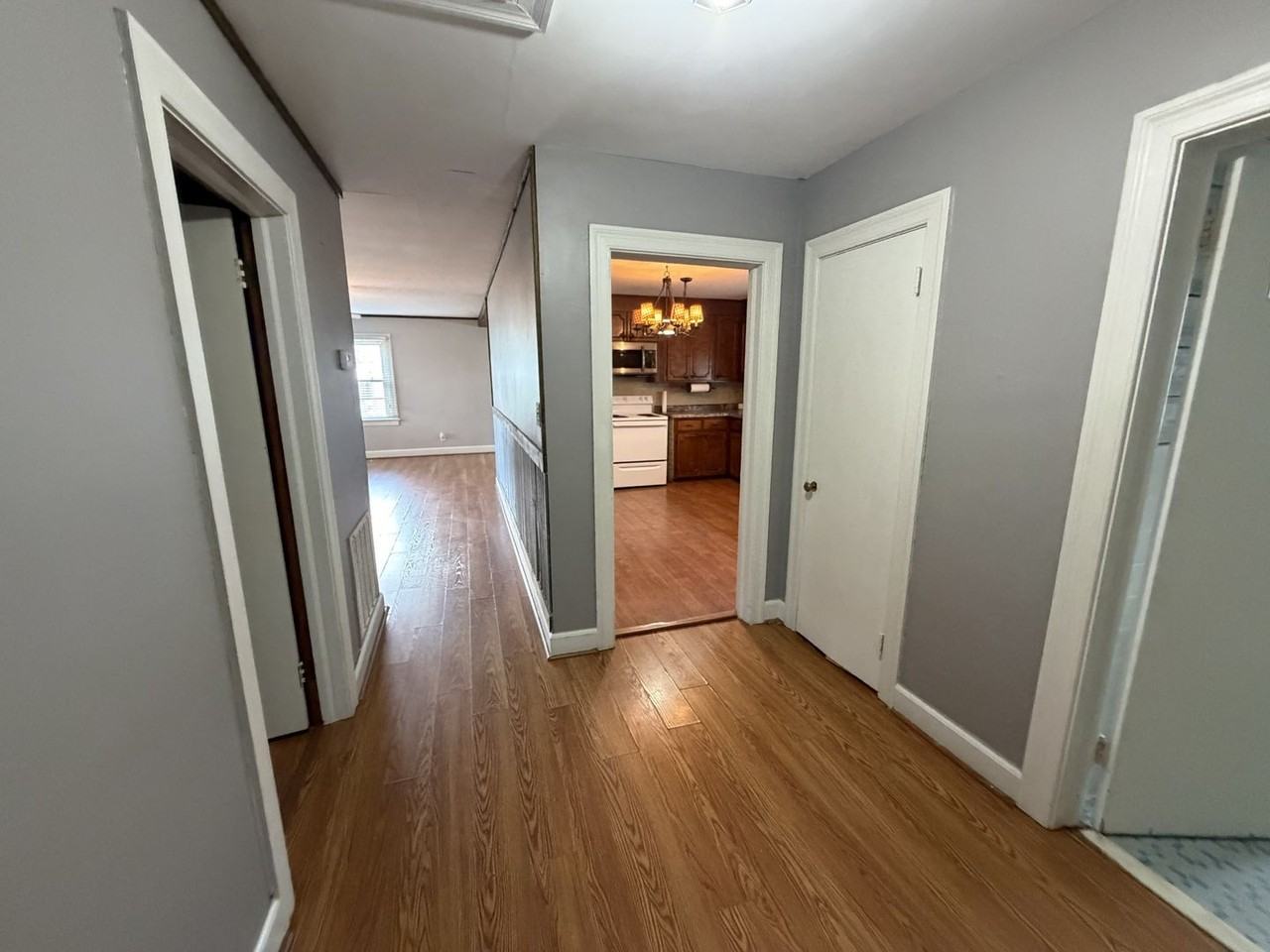 207 W Church St - Photo 6 of 13