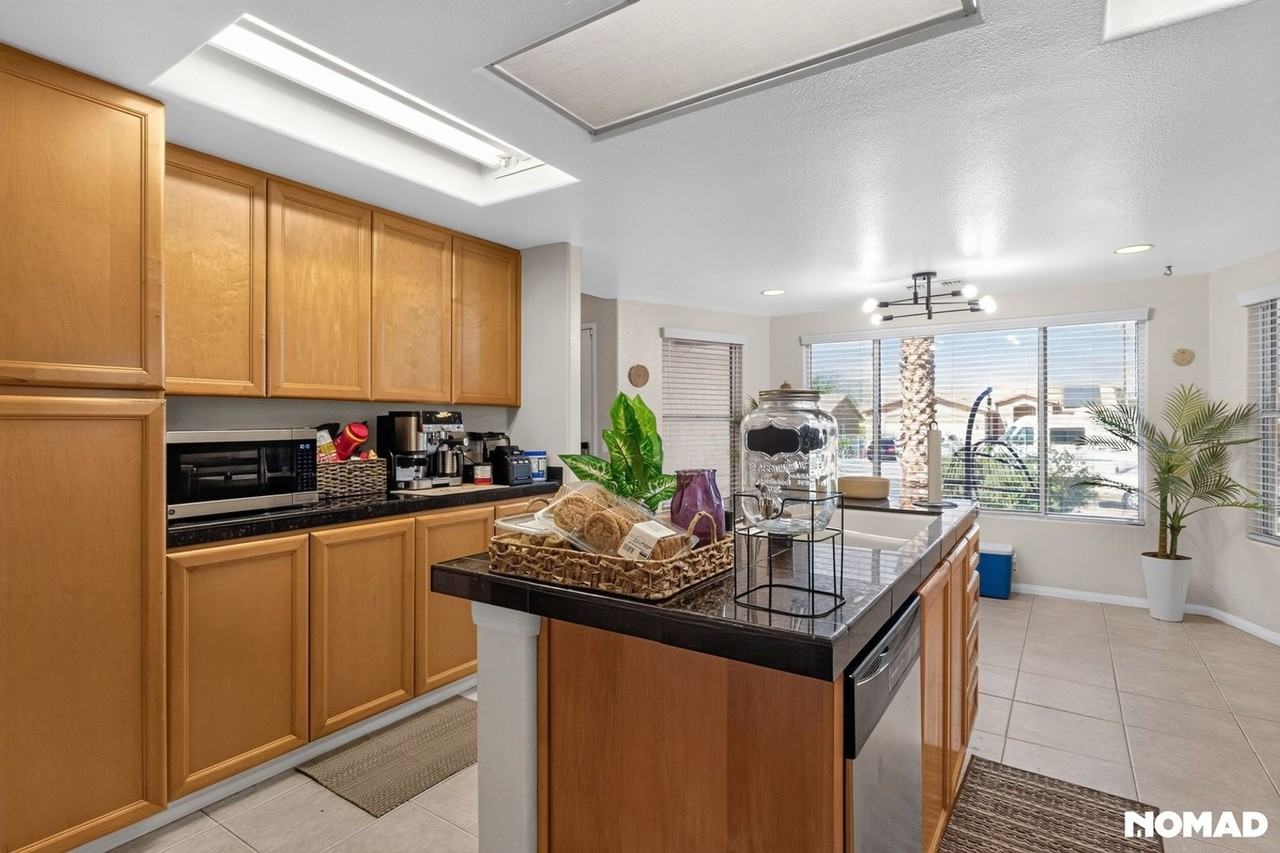16460 Avenida Gracia - Photo 4 of 30