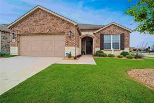 1000 Memorial Dr - Photo 1 of 1
