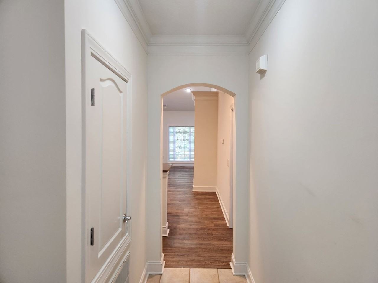 411 Southbridge Blvd - Photo 5 of 46