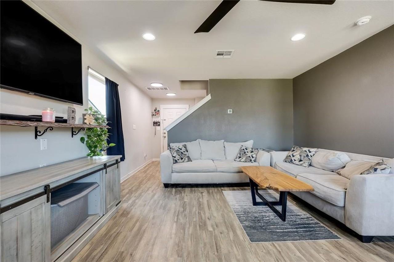 249 Trellis Blvd - Photo 2 of 13