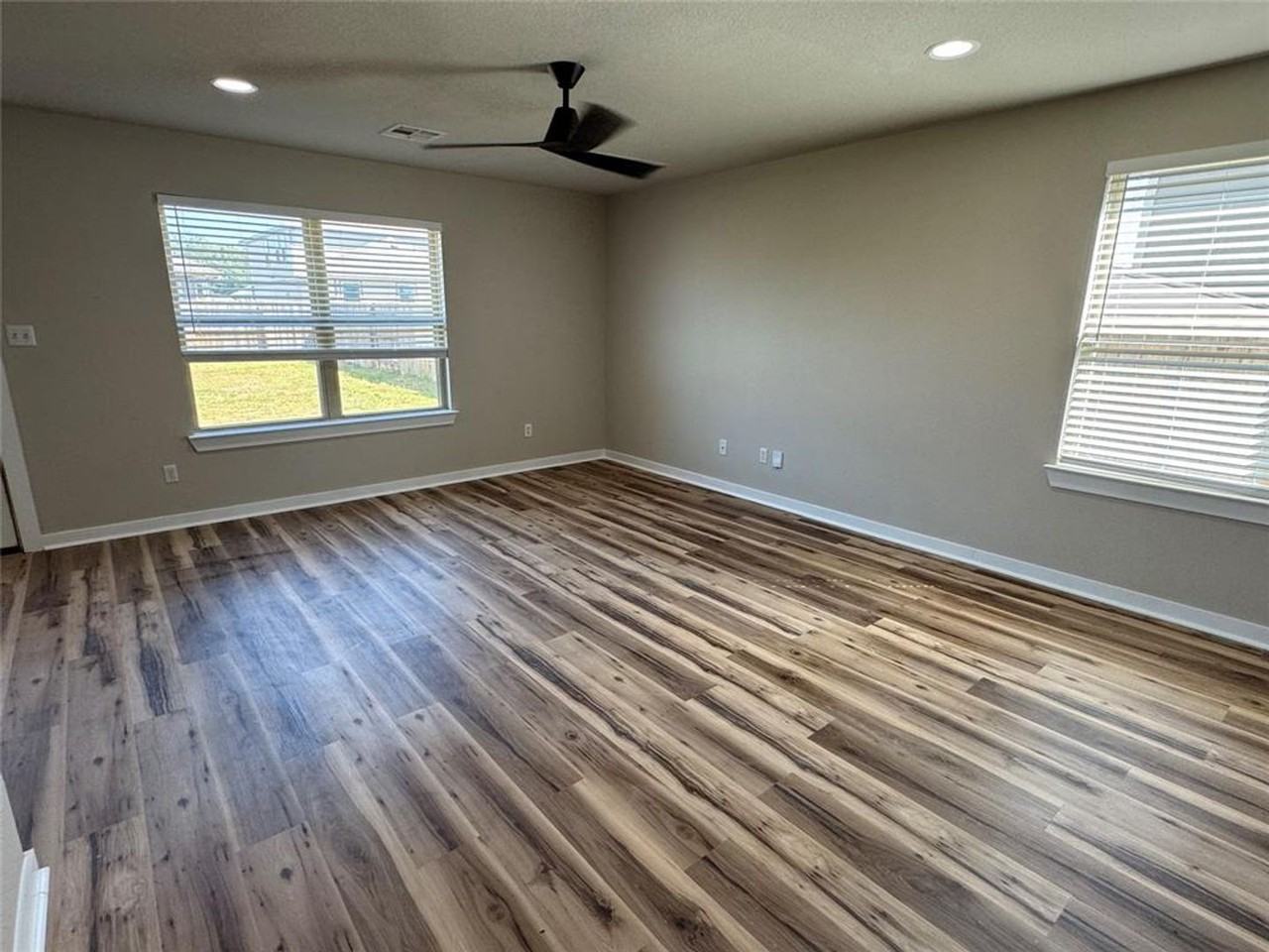 249 Trellis Blvd - Photo 4 of 13