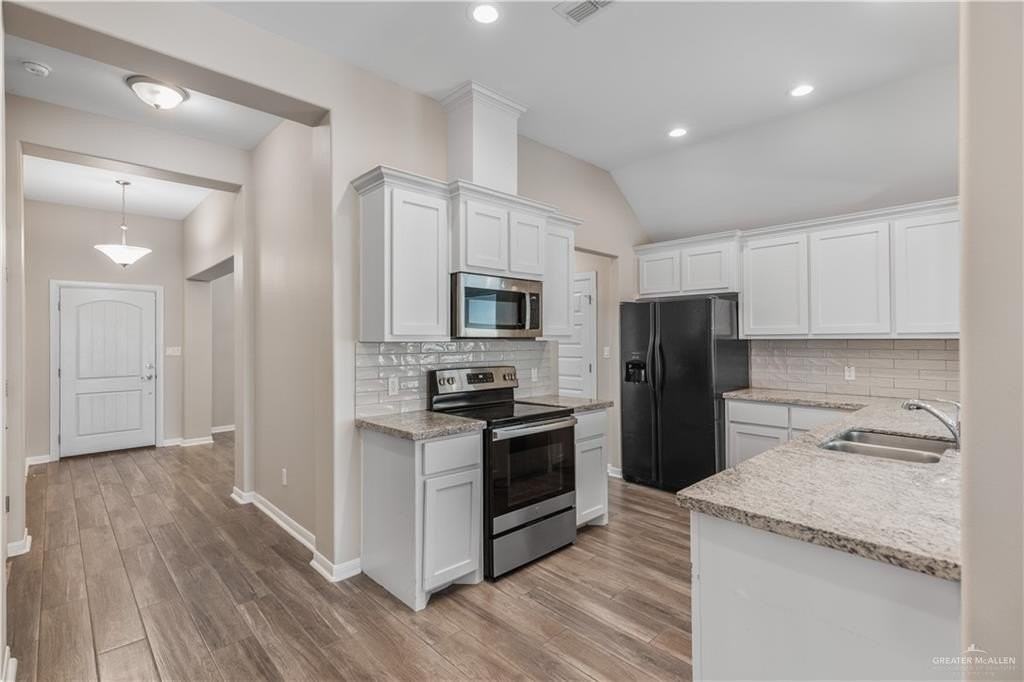 5512 River Rd - Photo 5 of 22