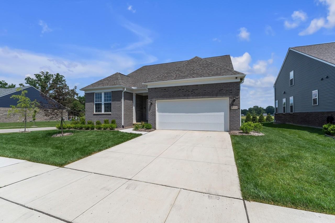 4959 Barnes Rd - Photo 2 of 48