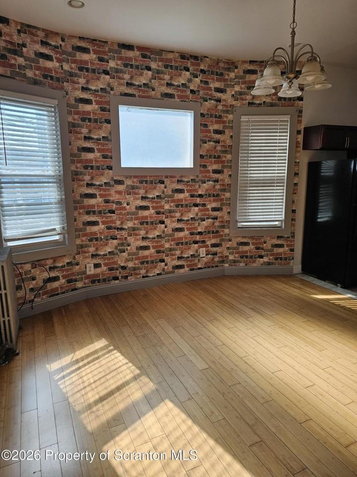 509 Luzerne St - Photo 3 of 13