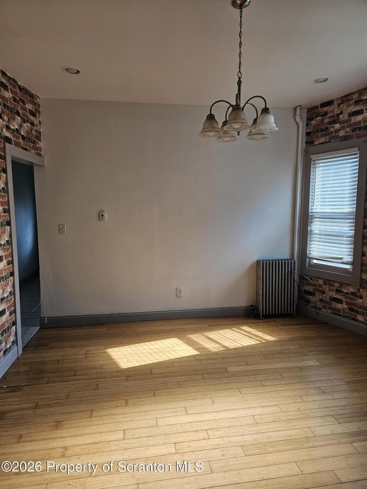 509 Luzerne St - Photo 4 of 13