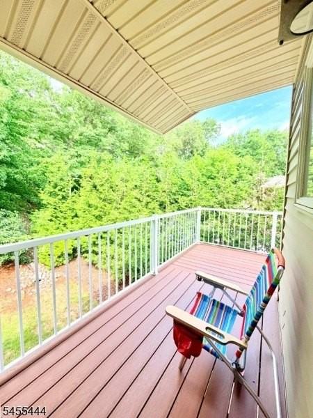 136 Westchester Ter - Photo 4 of 17