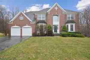 featured image of 15 Shadow Hill Way
