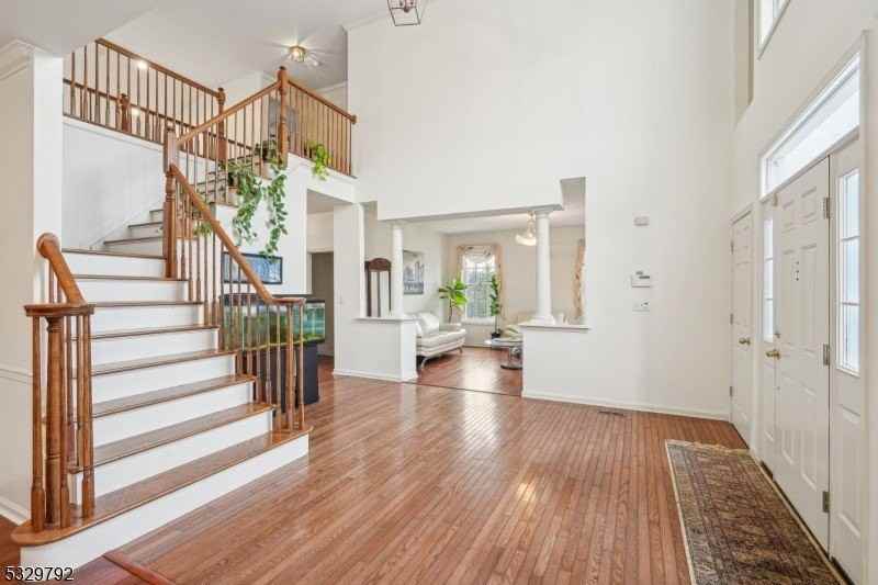 15 Shadow Hill Way - Photo 2 of 27