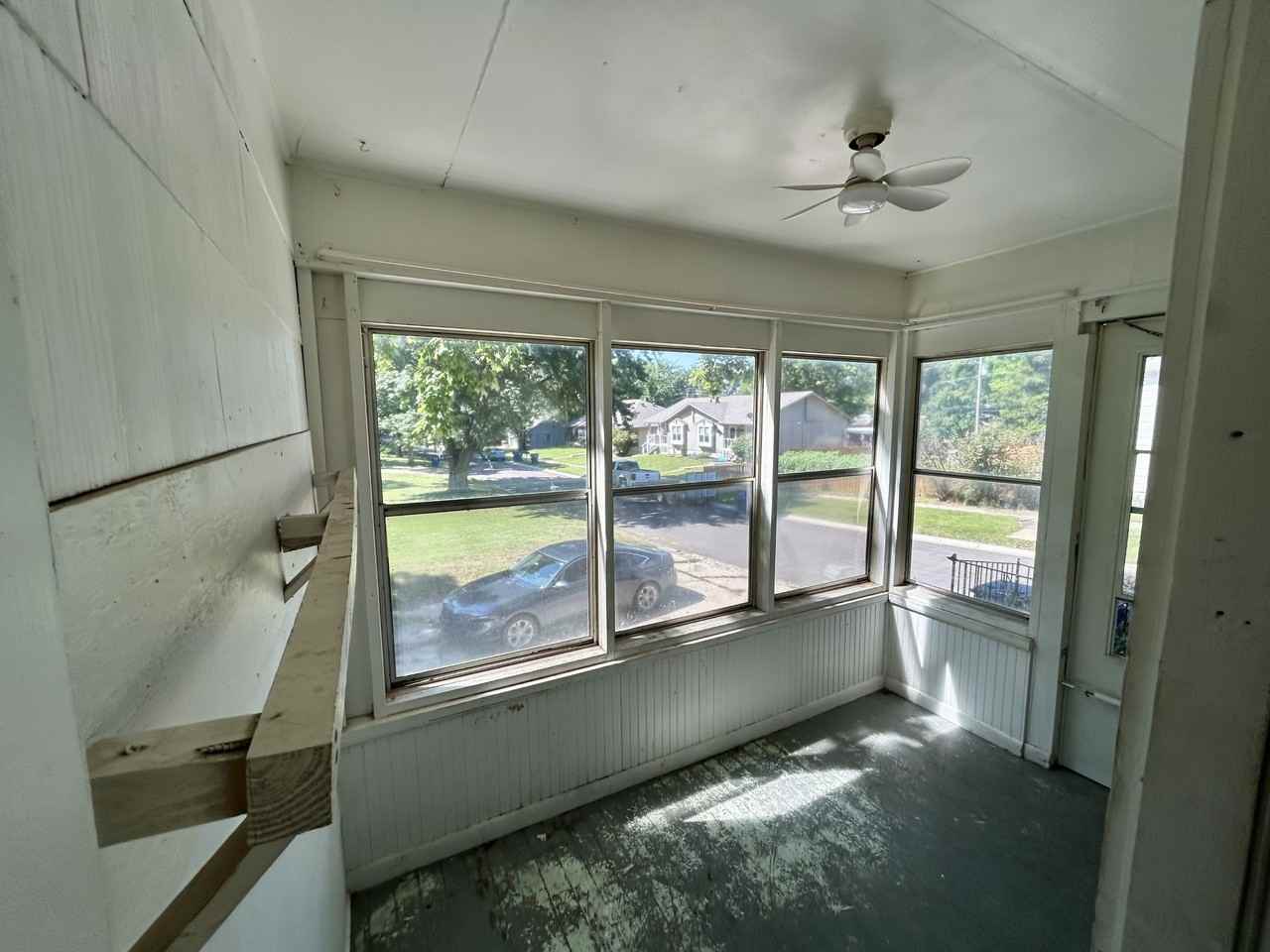 706 Locust St #1 - Photo 4 of 12