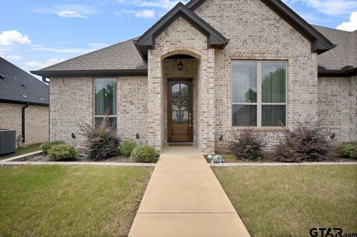 11771 Jayden Ln - Photo 2 of 24